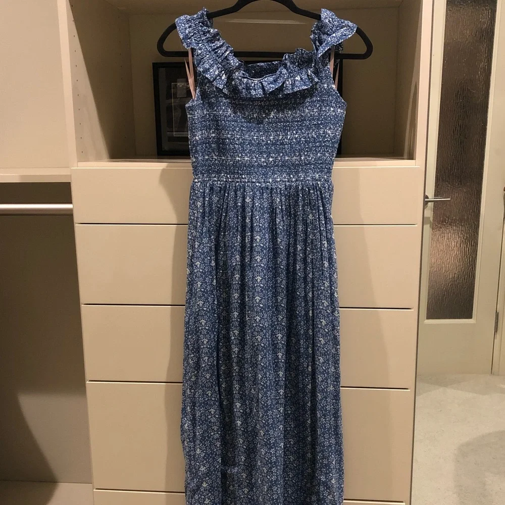 Gal Meets Glam Tessa - Picture 2 of 4